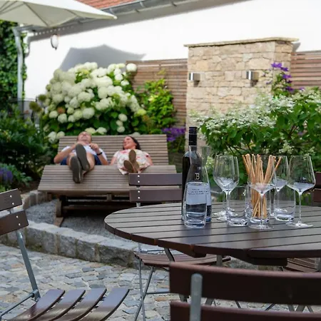Guest house Weingut Breitenfelder