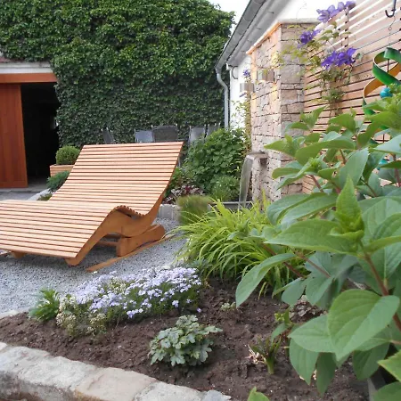 Weingut Breitenfelder 招待所 雷茨